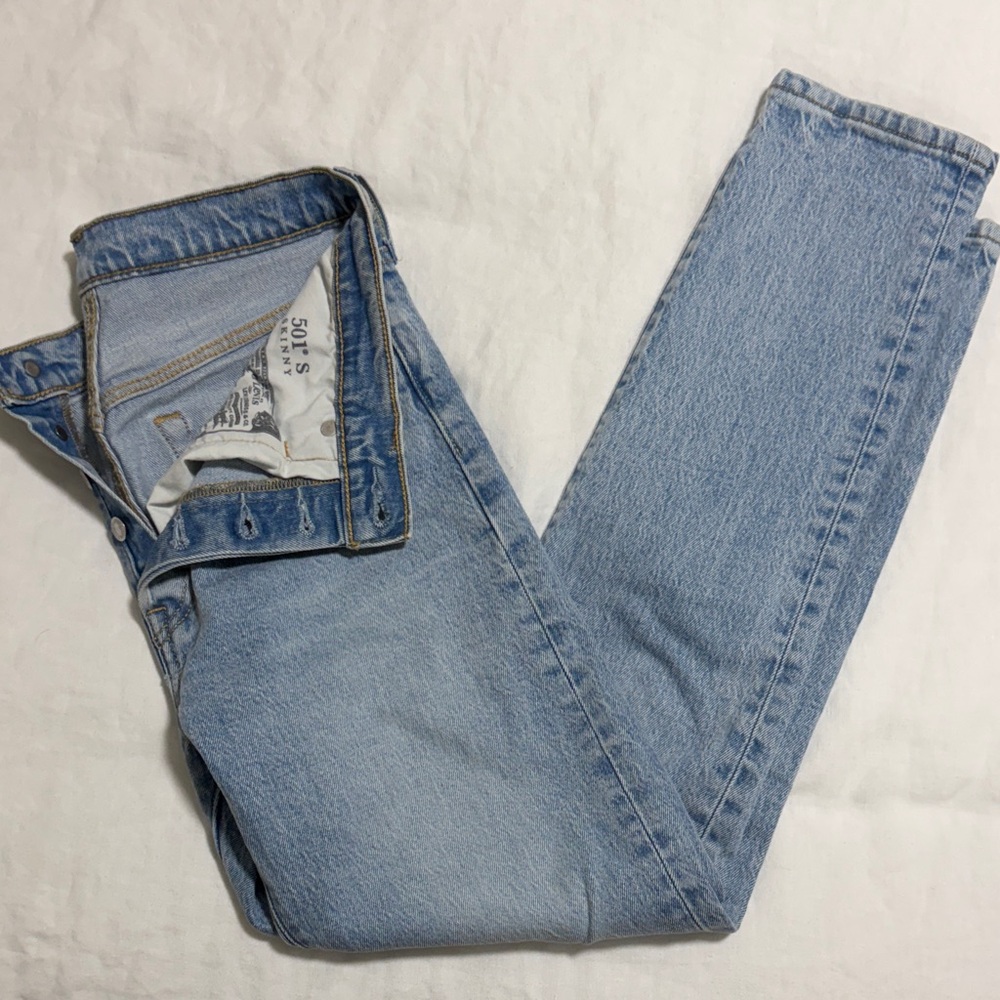 Levi's Light Blue Straight Leg Women's Jeans